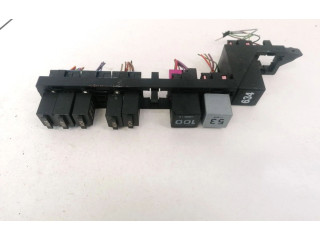 Блок предохранителей 3D1937499E Volkswagen Phaeton