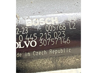 Топливная рампа 30757146, 005768   Volvo V70  