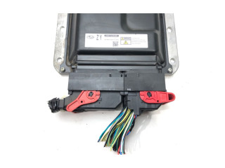 Блок управления двигателем Блок управления 22611AS600 Subaru Forester SH