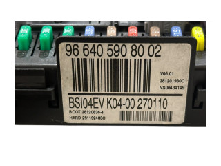   Pojistková skříňka 9664059080, 281201930C   Peugeot 3008  2010