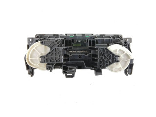 Блок управления климат-контролем 7H0820045F   Volkswagen Transporter  Caravelle T5