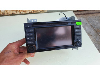 Радио/ проигрыватель CD/DVD / навигация