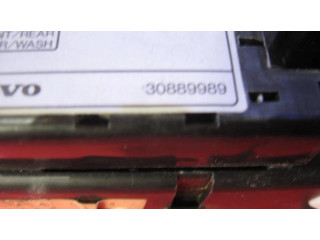 Pojistková skříňka 30889989, MB953383 Volvo S40, V40 2000