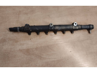 Топливная рампа 8658252, 001295L1 Volvo S60