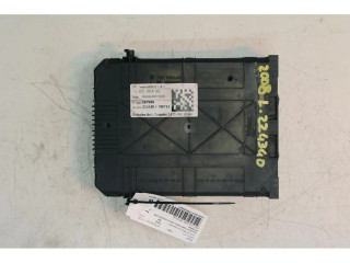 Блок предохранителей    Peugeot 2008 I    