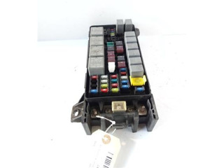 Блок предохранителей  6110872, 6110872   KIA Sorento    