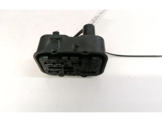 Блок предохранителей  1K0937701A, 1K0937701A   Volkswagen Touran I    