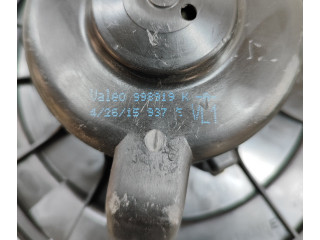 Вентилятор печки    1K1819015E, 998919K   Volkswagen Caddy