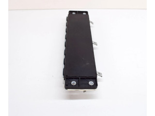 Подушка безопасности для колен 31351335, 0589P1000725 Volvo S90, V90