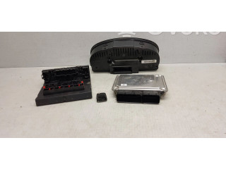 Řídící jednotka 03G906016, 0281011882 Volkswagen Caddy 2009