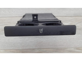 Держатель чашки