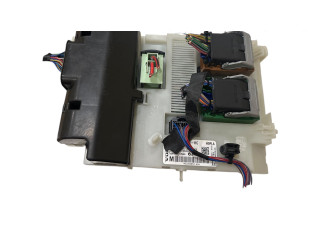 Блок предохранителей AG9T14C256HC, 31254837AC Volvo V70