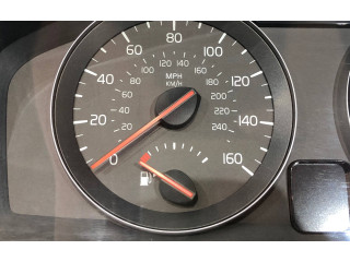 Панель приборов    Volvo V50       