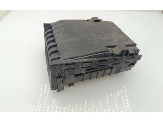 Блок предохранителей 1K0937125D, 1K0937118   Skoda Yeti (5L)    