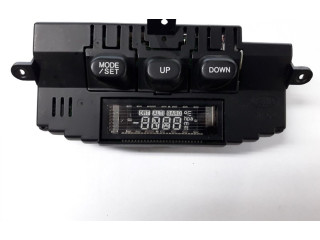 Дисплей    Y05G940A03E010, Y05G940A03E010   KIA Sorento