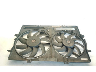 Вентилятор радиатора 8K0121003M Audi A4 Allroad