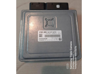 Блок управления двигателем Блок управления 04e907425b   Volkswagen Touran III