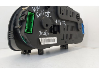 Přístrojová deska Volkswagen Golf IV 1999 88311301