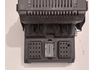 Блок предохранителей 30786889, 28087583   Volvo V70    