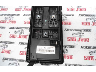 Блок предохранителей 96867123   Chevrolet Chevy Van      