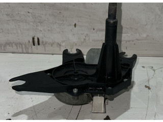 Моторчик заднего дворника     Dacia Duster