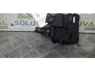 Ручка стеклоочистителей 8201590631   Renault Clio III