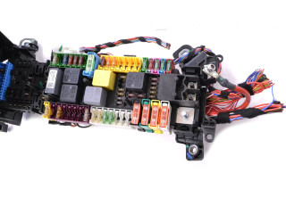 Pojistková skříňka A2465400140 Mercedes-Benz GLA W156 2017