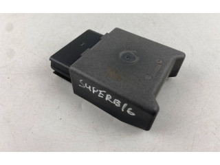 Блок управления топливного насоса 5Q0906093B Skoda Superb B8 (3V) 2015 - 2024 года