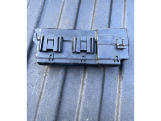 Блок предохранителей 25230, PA66PPE Infiniti M30