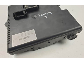 Блок предохранителей 30728512   Volvo XC90    