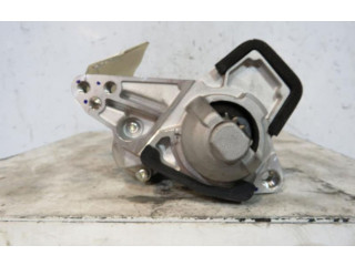 Масляный насос  H4B_408 233000557R  Renault Clio IV 