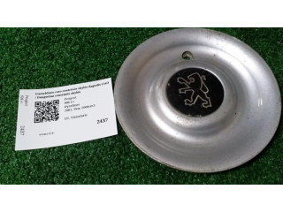 Заводская крышка (крышки) от центрального отверстия колеса