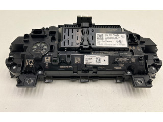 Панель приборов 83A920700D, 93992020   Audi Q3 F3       