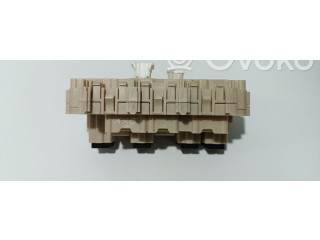 Pojistková skříňka Řídící jednotka BSM 243504CL0B Nissan X-Trail T32 2016