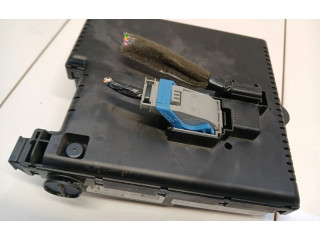 Блок предохранителей 30728512, 00006166384 Volvo S60