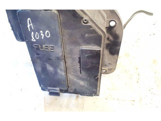 Блок предохранителей 8645328 Volvo C70