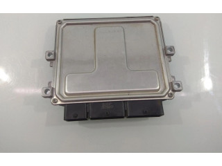 Řídící jednotka 237104736R   Renault Captur 2015