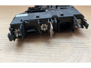   Pojistková skříňka A2075402050   Mercedes-Benz E A207 2012