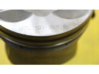 Píst 07L107103R   Audi A8 S8 D3 4E     
