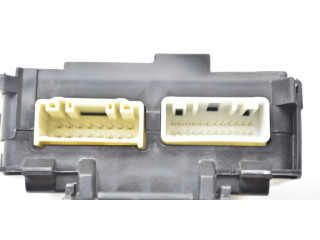 Блок комфорта KD45675Y0G   Mazda 6   