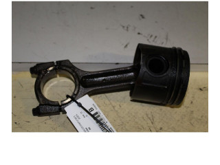 Píst BMW 1 E81 E87 pro naftový motor 2.0