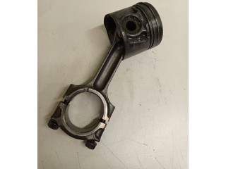  Поршень с шатуном    Ford Ranger  