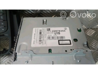 Радио/ проигрыватель CD/DVD / навигация