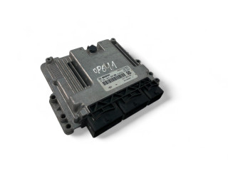 Блок управления двигателем Блок управления 237106319R Dacia Dokker