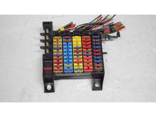   Pojistková skříňka 4D0941824   Audi A8 S8 D2 4D 1996