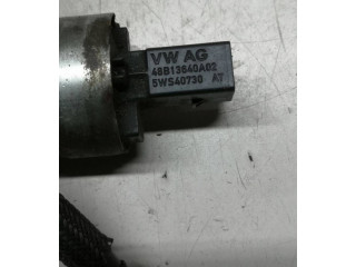 Топливная рампа 03L130089B, 700000313 Skoda Fabia Mk2 (5J)