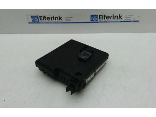 Блок предохранителей  8688264, 8688264   Volvo V70    