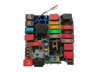 Pojistková skříňka 51827977 Fiat Punto Evo 2011