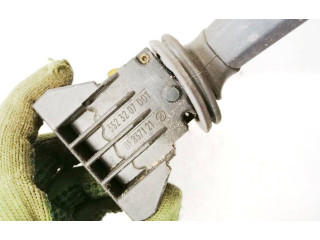 Ручка стеклоочистителей 3523207dot, 01837121   Volvo 960