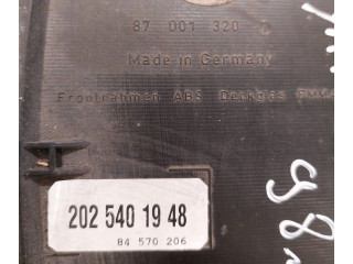 Přístrojová deska Mercedes-Benz C W202 2000 2025401948, 84570206